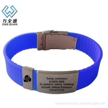 Factory directly custom hole adjustable ID silicone bracelet / wristband / rubber band with metal buckle